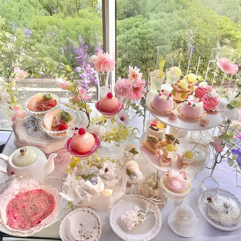 Haute Couture Cafe